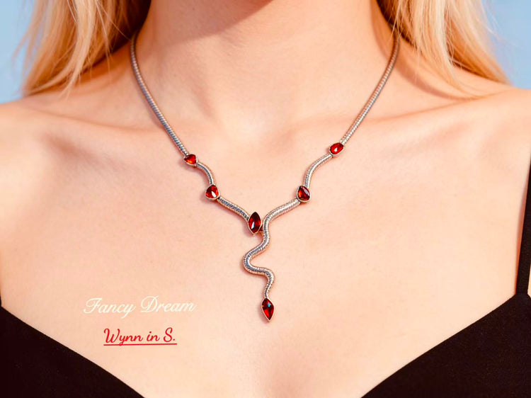 Serpent's graceful Dance